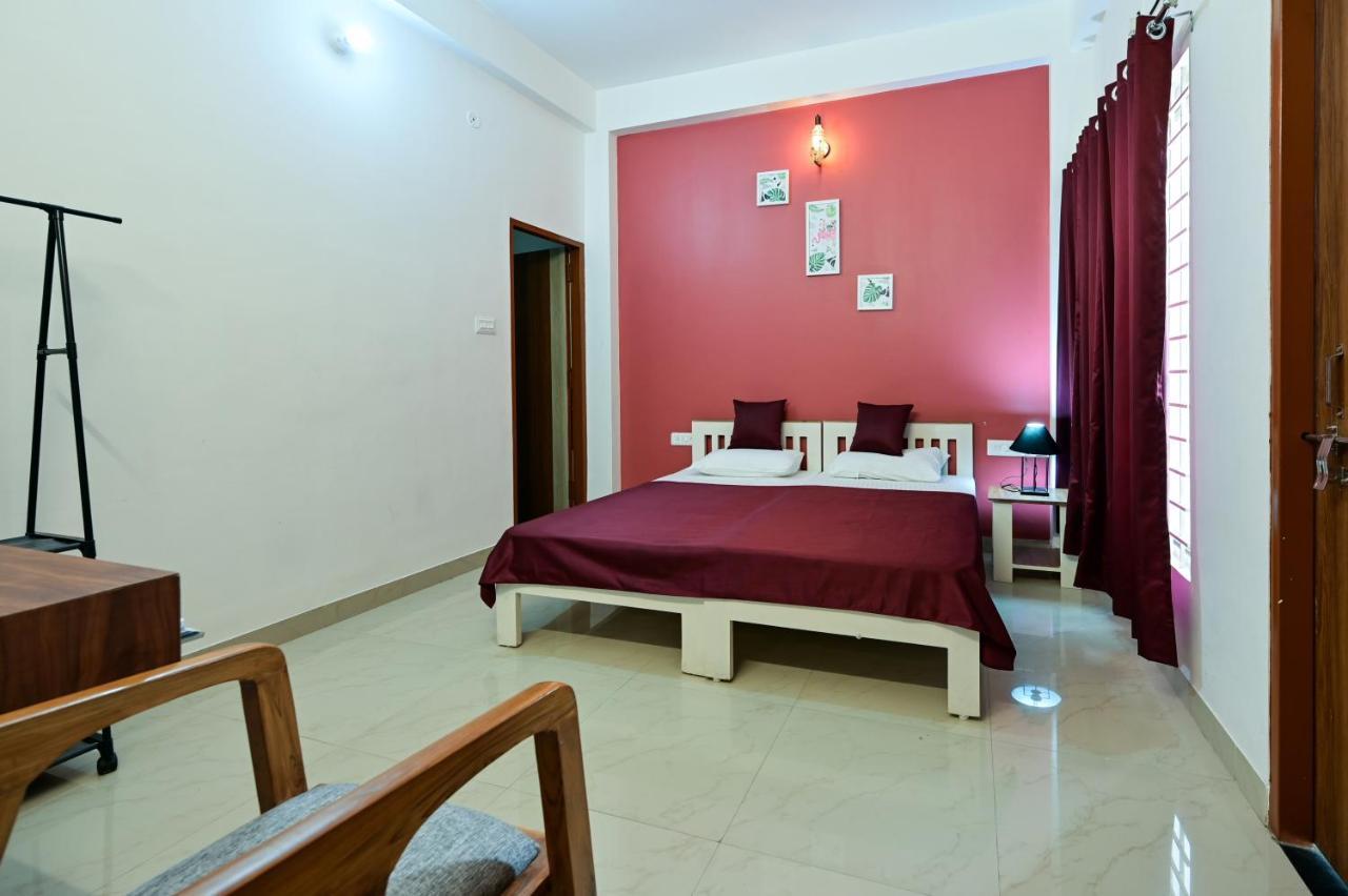 The Autumn Leaves Bhopal Bed & Breakfast Exterior photo